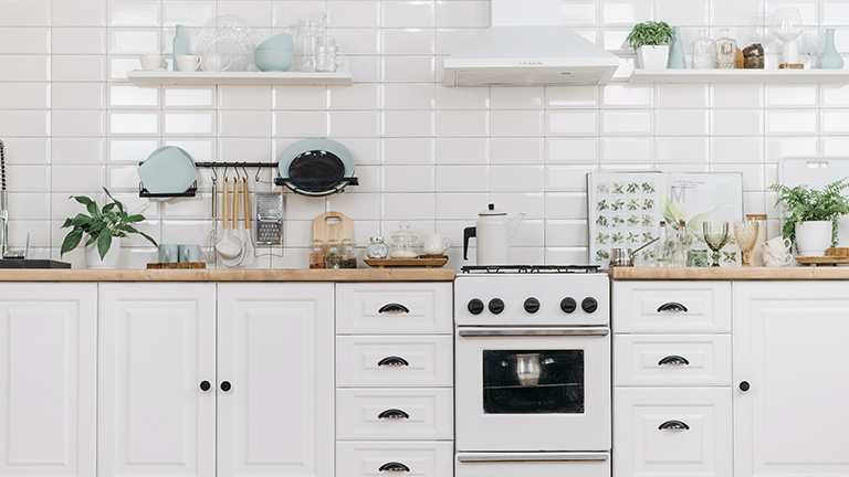 Maximizar espacios de cocina pequeños: consejos para lograr eficiencia y estilo